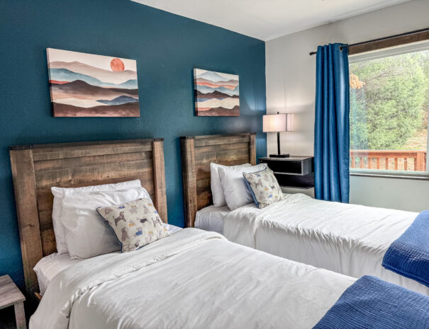 LPNM Twin Bedroom